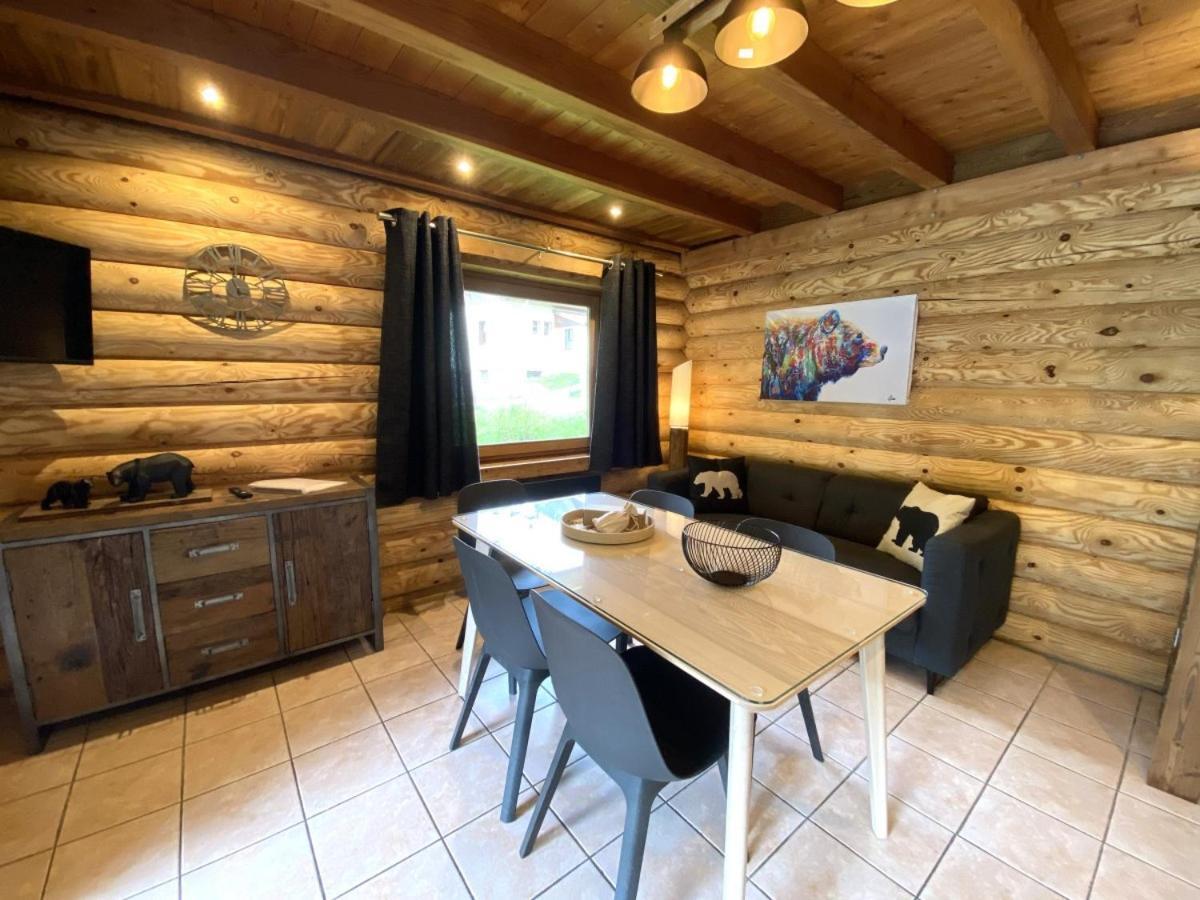 L'ours Noir En Rondins Chalet *